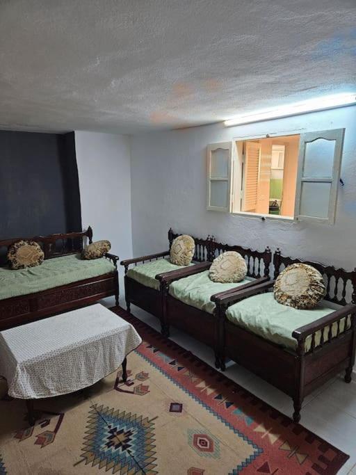 Hadhri Appartement Тозьор Екстериор снимка